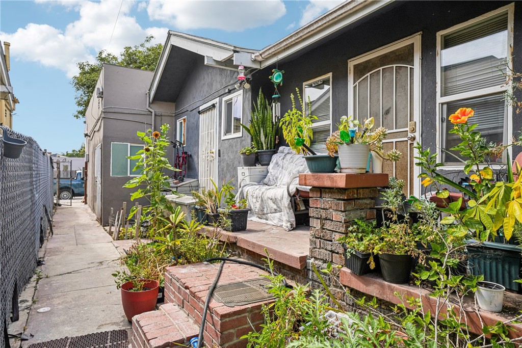 Residential Income in Long Beach 2