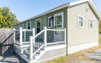 561 Main Street, House other with 3 bedrooms, 1 bathrooms and null parking in Walpole NH | Image 3