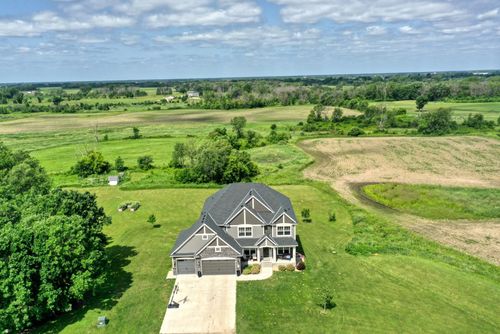 18340 Forest Rd N, Forest Lake, MN, 55025-2837 | Card Image