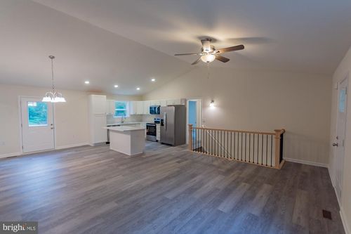 183 Foothill Ln, HARPERS FERRY, WV, 25425 | Card Image