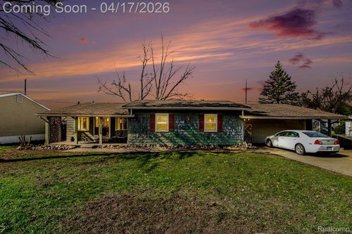 1612 Connecticut St, Wolverine Lake, MI, 48390-1839 | Card Image