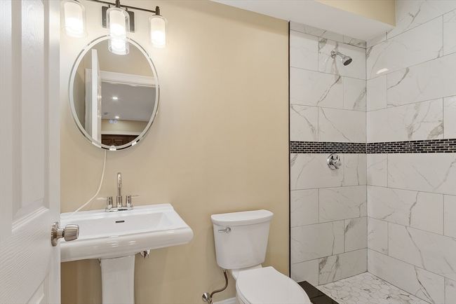 1 - 112 Sigourney St, Condo with 4 bedrooms, 3 bathrooms and 2 parking in Revere MA | Image 16