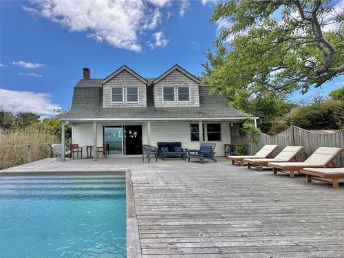 209 Bayview Walk, Sayville, NY, 11782 | Card Image