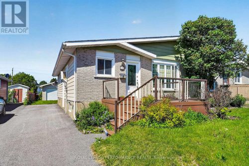 10 Valecrest Dr, Cornwall, ON, K6H6E1 | Card Image