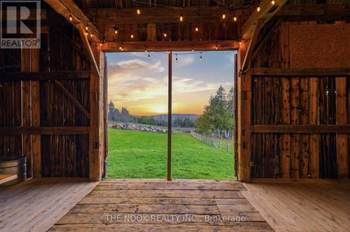 2132 County 10 Road, Cavan Monaghan (Cavan Twp), ON, L0A1C0 | Card Image