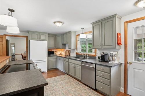 144 Packers Falls Rd, Durham, NH, 03824-4307 | Card Image