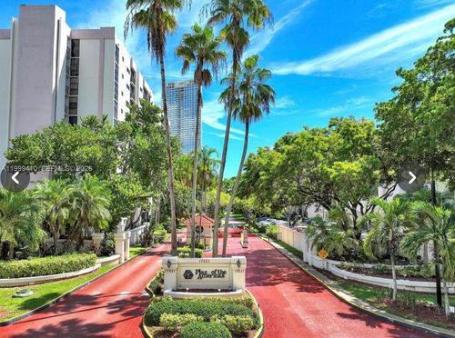 apt-1018-16909 N Bay Rd, Sunny Isles Beach, FL, 33160-4228 | Card Image