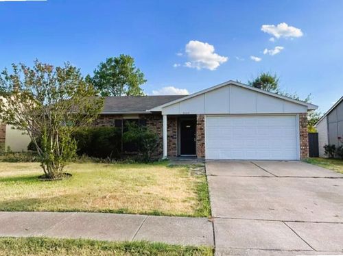5664 Perrin St, The Colony, TX, 75056-1904 | Card Image