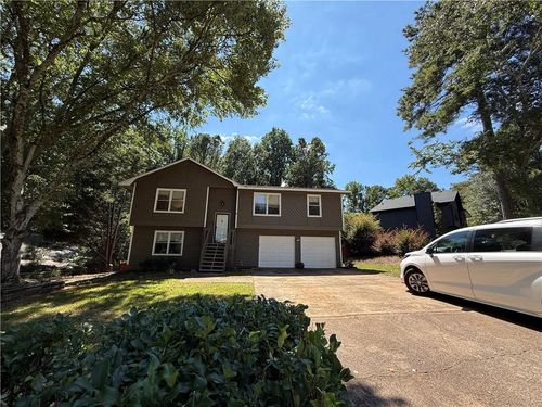11135 Indian Village Dr, Alpharetta, GA, 30022-7034 | Card Image