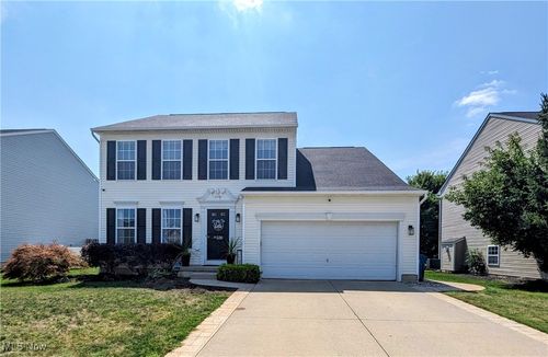 530 Walker Ln, Painesville, OH, 44077-6135 | Card Image