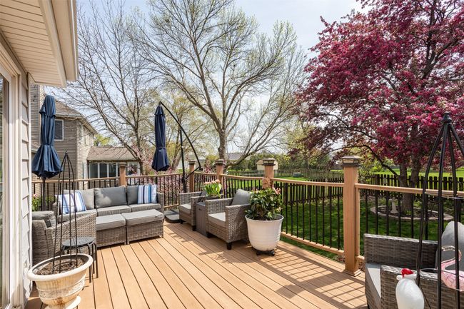7508 Hickory Ln, Home with 5 bedrooms, 4 bathrooms and null parking in Urbandale IA | Image 34
