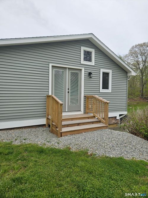 382 Flanders Rd, Stonington, CT, 06378-2133 | Card Image