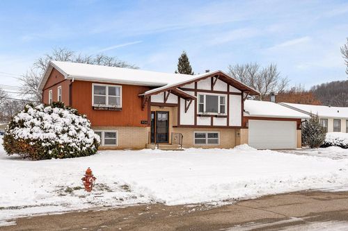 906 Redwood Street, La Crescent, MN, 55947 | Card Image