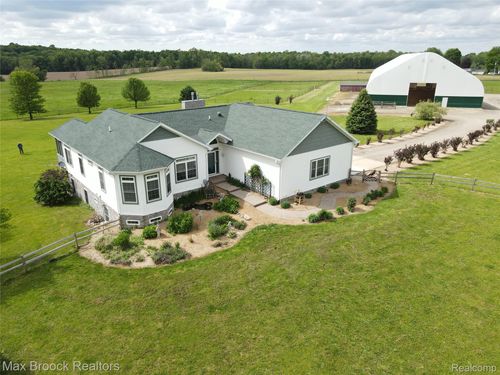 58282 Savage Rd, Vandalia, MI, 49095-9511 | Card Image