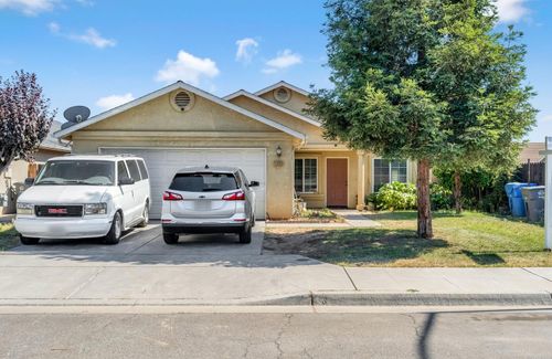 1232 Oso Dr, Madera, CA, 93638-9316 | Card Image