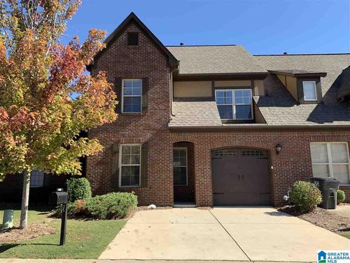 608 Flag Cir, HOOVER, AL, 35226-4919 | Card Image
