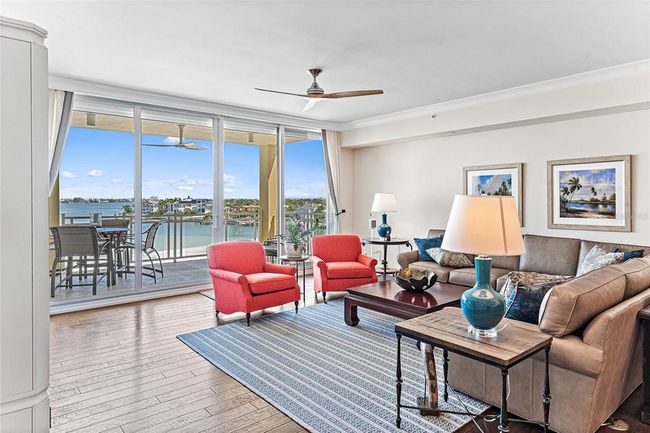 505 - 650 Collany Rd, Condo with 3 bedrooms, 4 bathrooms and null parking in Tierra Verde FL | Image 16