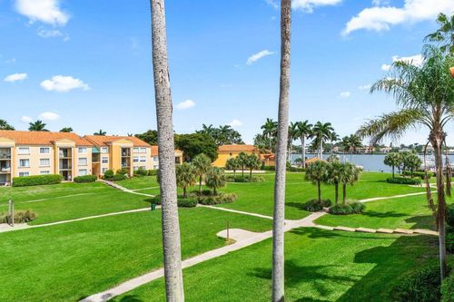 157 Yacht Club Way, Hypoluxo, FL, 33462-6048 | Card Image