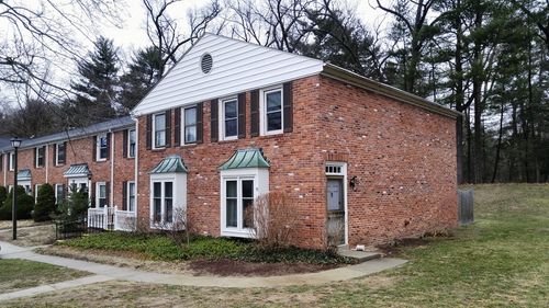 91-91 Yorktown Dr, Springfield, MA, 01108-3135 | Card Image