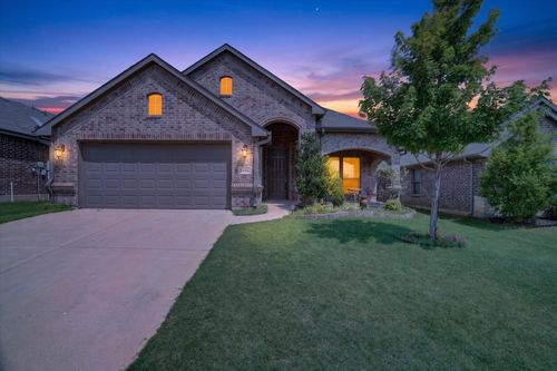 2541 Hadley St, Weatherford, TX, 76087-1807 | Card Image