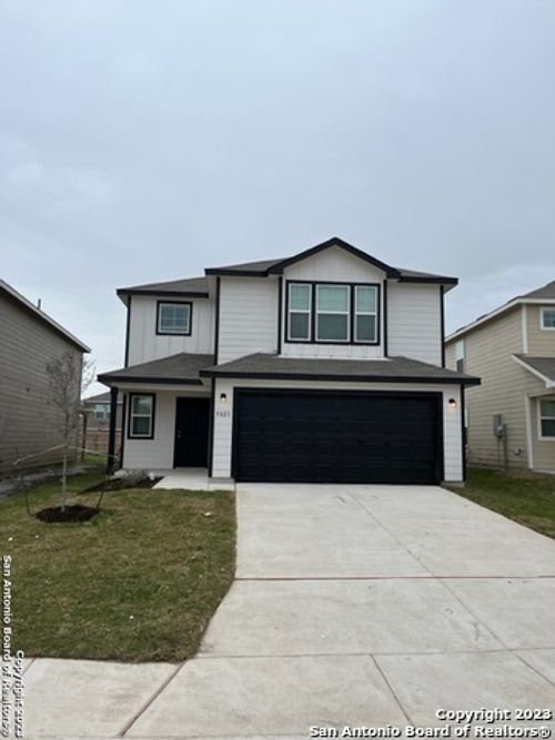 5823 Rolling Gln, San Antonio, TX, 78218-4754 | Card Image
