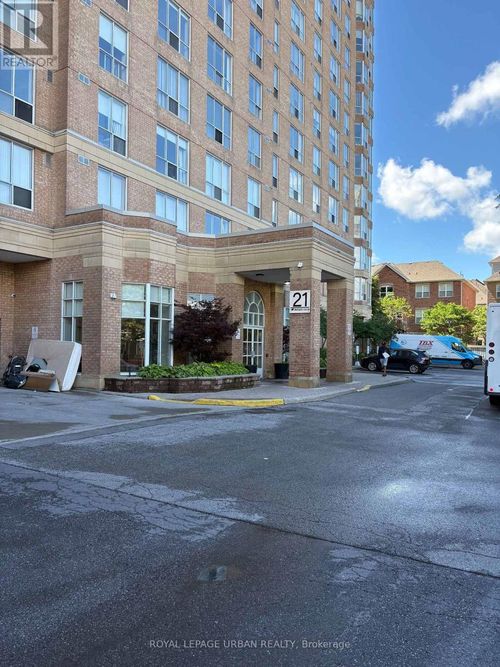 902-21 Overlea Boulevard, Toronto (Thorncliffe Park), ON, M4H1P2 | Card Image