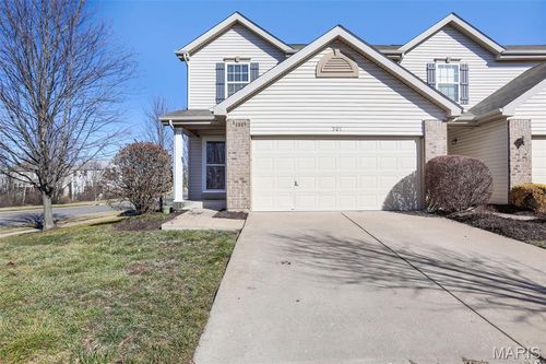 301 Wild Oak Dr, O Fallon, MO, 63368-7465 | Card Image