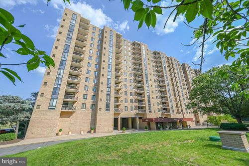 apt-211-4500 S Four Mile Run Dr, ARLINGTON, VA, 22204-3539 | Card Image