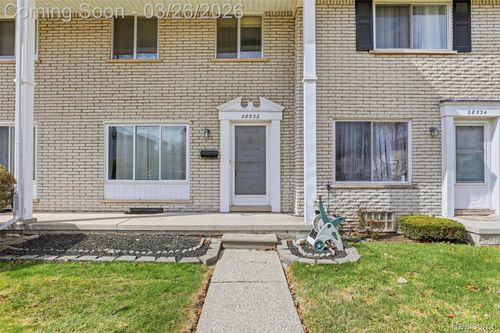 148-28332 Universal Dr, Warren, MI, 48092-2438 | Card Image