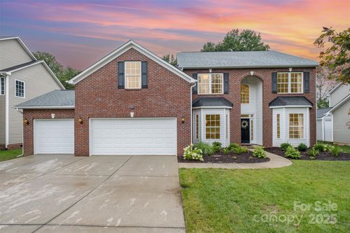 2435 Alaqua Ct, Matthews, NC, 28105-9446 | Card Image