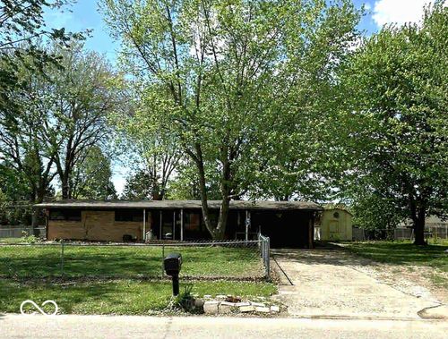 430 Robbins Dr, Greenwood, IN, 46142-1952 | Card Image