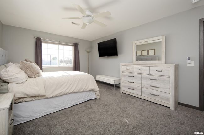 UNIT-201 - 440 E Franklin St, Condo with 2 bedrooms, 2 bathrooms and null parking in Eldridge IA | Image 22