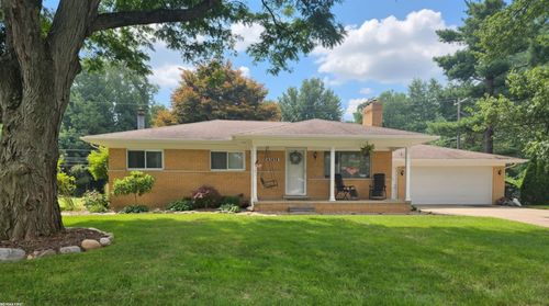 52498 Fayette Dr, Shelby Twp, MI, 48316-3054 | Card Image