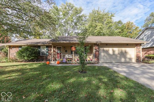 8658 Gunpowder Dr, Indianapolis, IN, 46256-1316 | Card Image