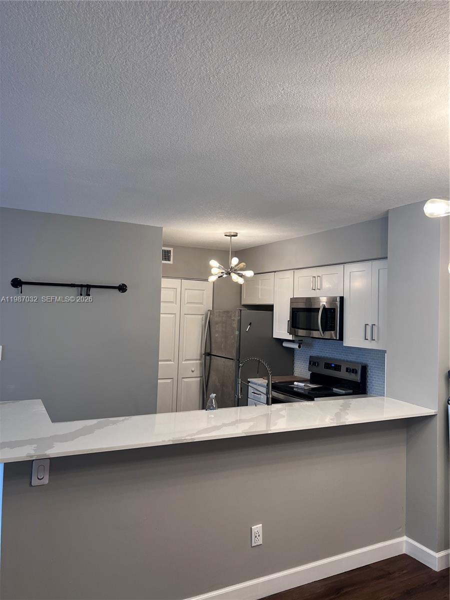 Residential in Hollywood 3
