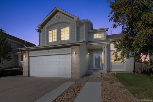 5571 Hannibal Court, Denver, CO, 80239 | Card Image