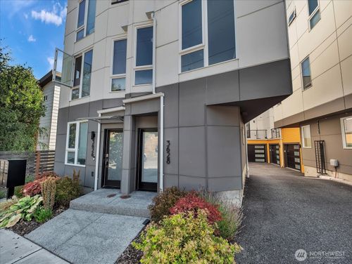 3628 14th Ave S, Seattle, WA, 98144-7312 | Card Image
