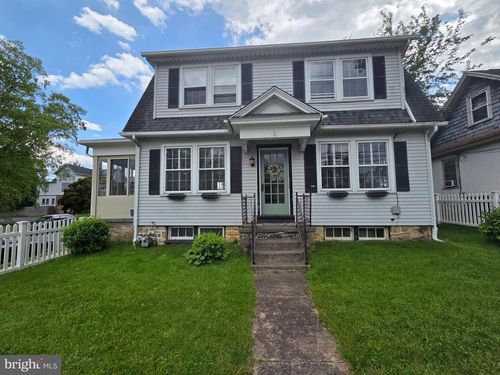200 Marshall St, KENNETT SQUARE, PA, 19348-3327 | Card Image