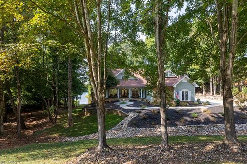 139 N Harbor Watch Dr, Statesville, NC, 28677-2483 | Card Image