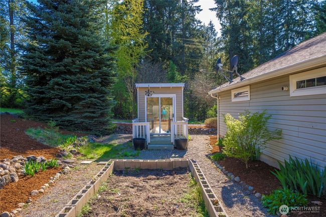 21010 Hobson Rd Se, House other with 3 bedrooms, 3 bathrooms and 7 parking in Yelm WA | Image 28