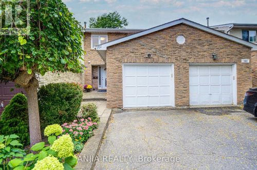 161 Tamarack Dr, Thornhill, ON, L3T4X3 | Card Image