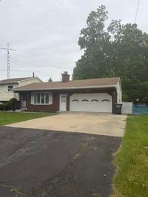406 Woodlark Dr, Galesburg, MI, 49053-9610 | Card Image