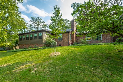 103 Arrow Dr, Signal Mountain, TN, 37377-3006 | Card Image