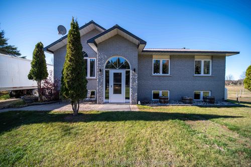 1637 Gagnon Rd, Limoges, ON, K0A2M0 | Card Image