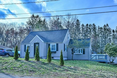 15 Parker Rd, Holden, MA, 01520-2035 | Card Image