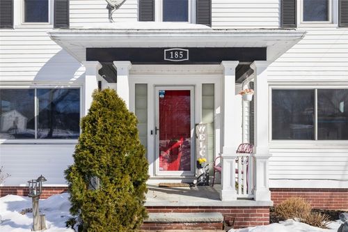 185 Pulaski St, West Warwick, RI, 02893-5227 | Card Image