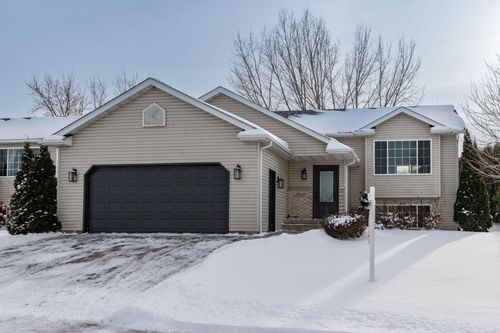 600 4th Street Ne, Byron, MN, 55920 | Card Image