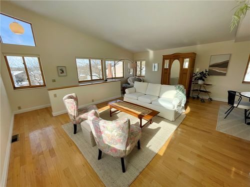 apt-4-231 Strawberry Hill Cir, Ithaca, NY, 14850-6094 | Card Image