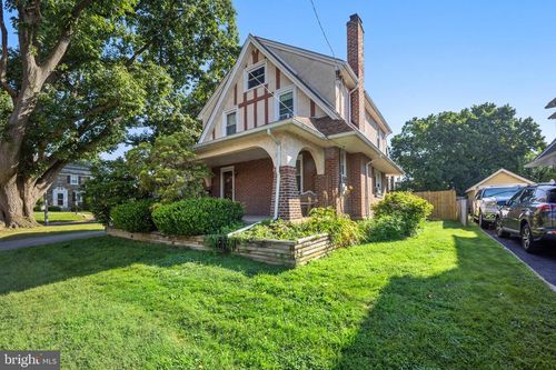 953 Foss Ave, DREXEL HILL, PA, 19026-1711 | Card Image