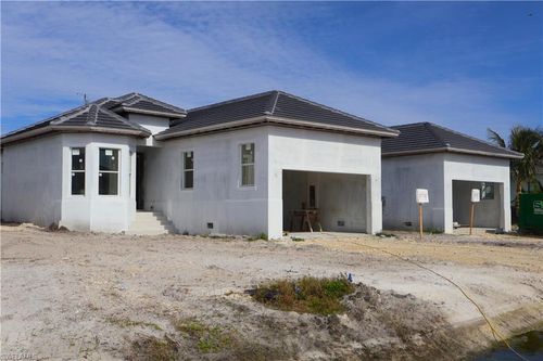 2548 Linda Dr, NAPLES, FL, 34112-6332 | Card Image